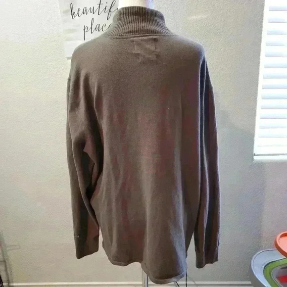 The North Face 1/4 Zip Fleece Sweater - Picture 2 of 5